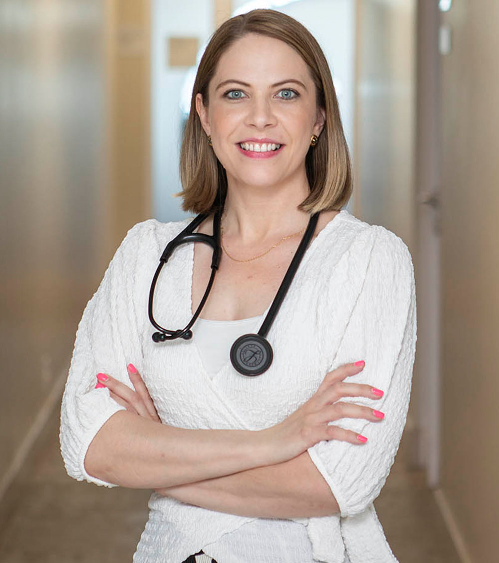 Dr Lee-Anne Godhinho
